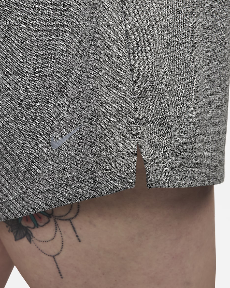 Nike dry attack heathered short deals